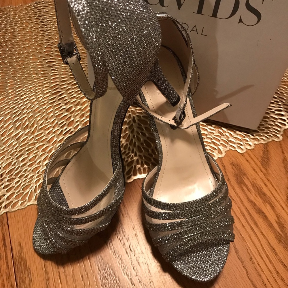 David’s Bridal heel sandal size 7 Pewter silver